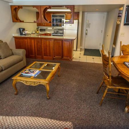 Park Hotel Condominiums パークシティ エクステリア 写真